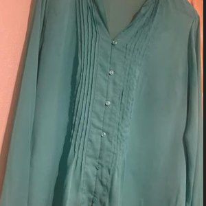 Liz's Green  One Button Top